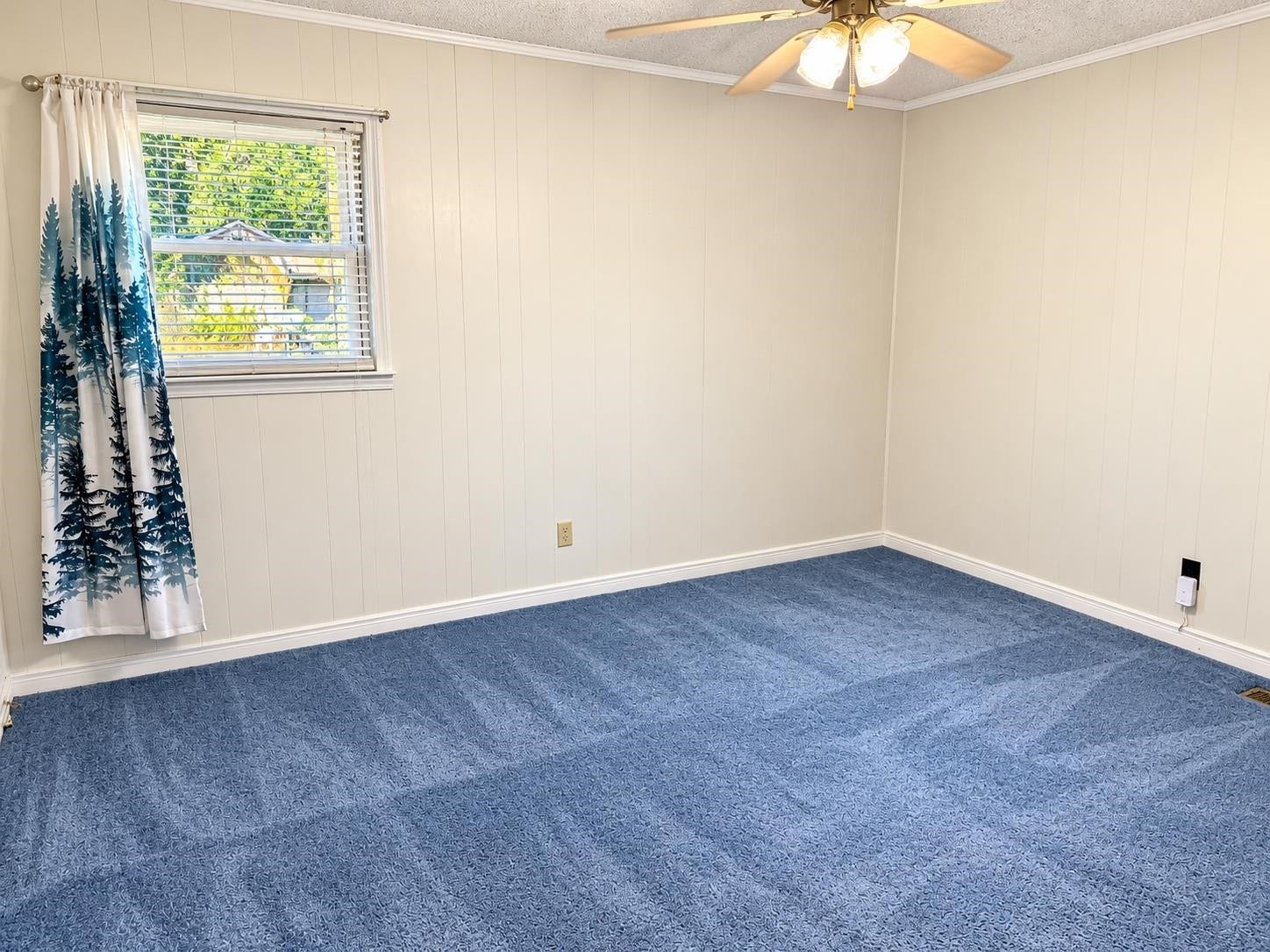 305 THIRD AVE, Collinwood, TN 38450 305 THIRD AVE, Collinwood, TN 38450