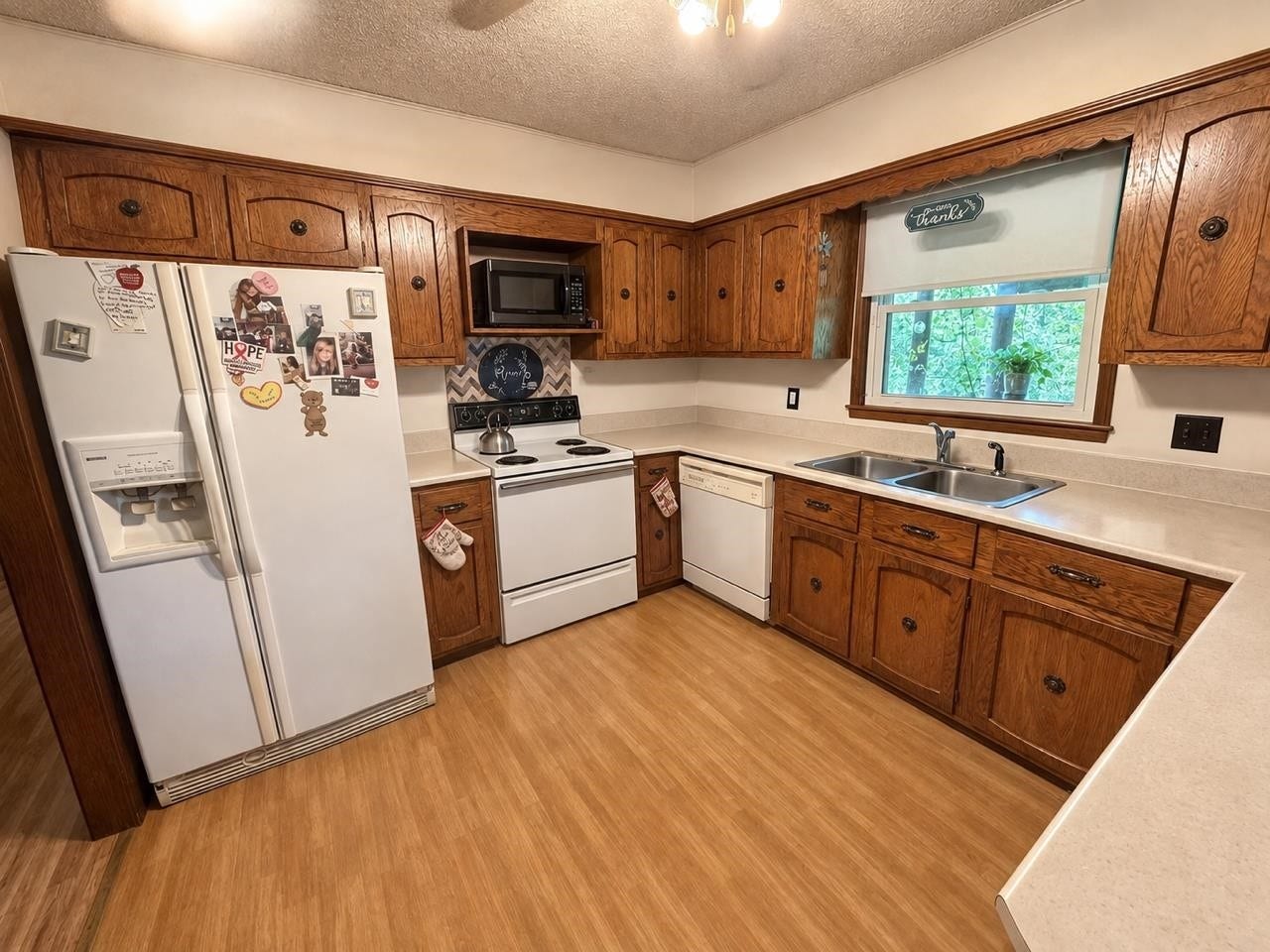 305 THIRD AVE, Collinwood, TN 38450 305 THIRD AVE, Collinwood, TN 38450