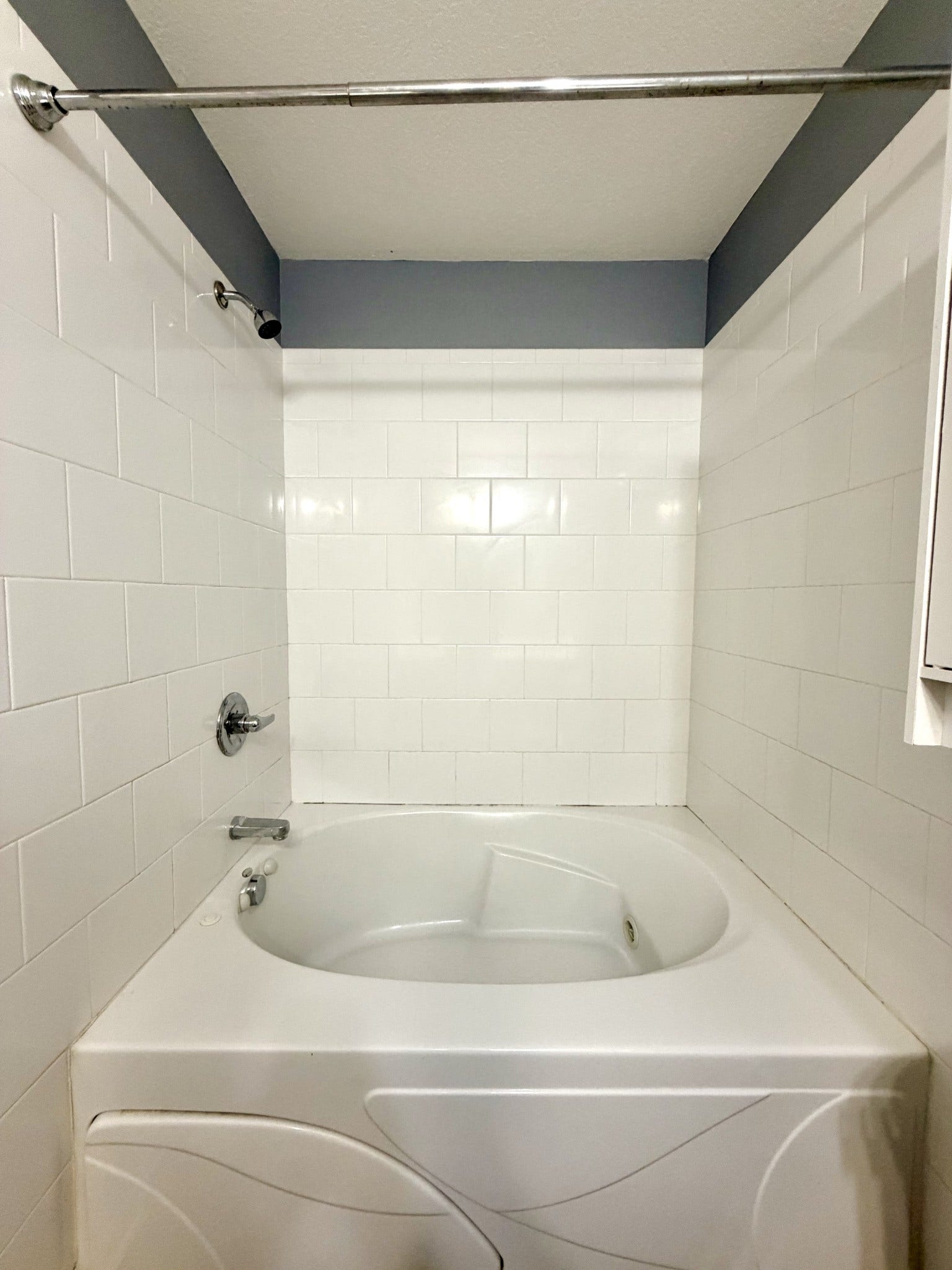 70 John Sevier Ave, Clarksville, TN 37040 70 John Sevier Ave, Clarksville, TN 37040