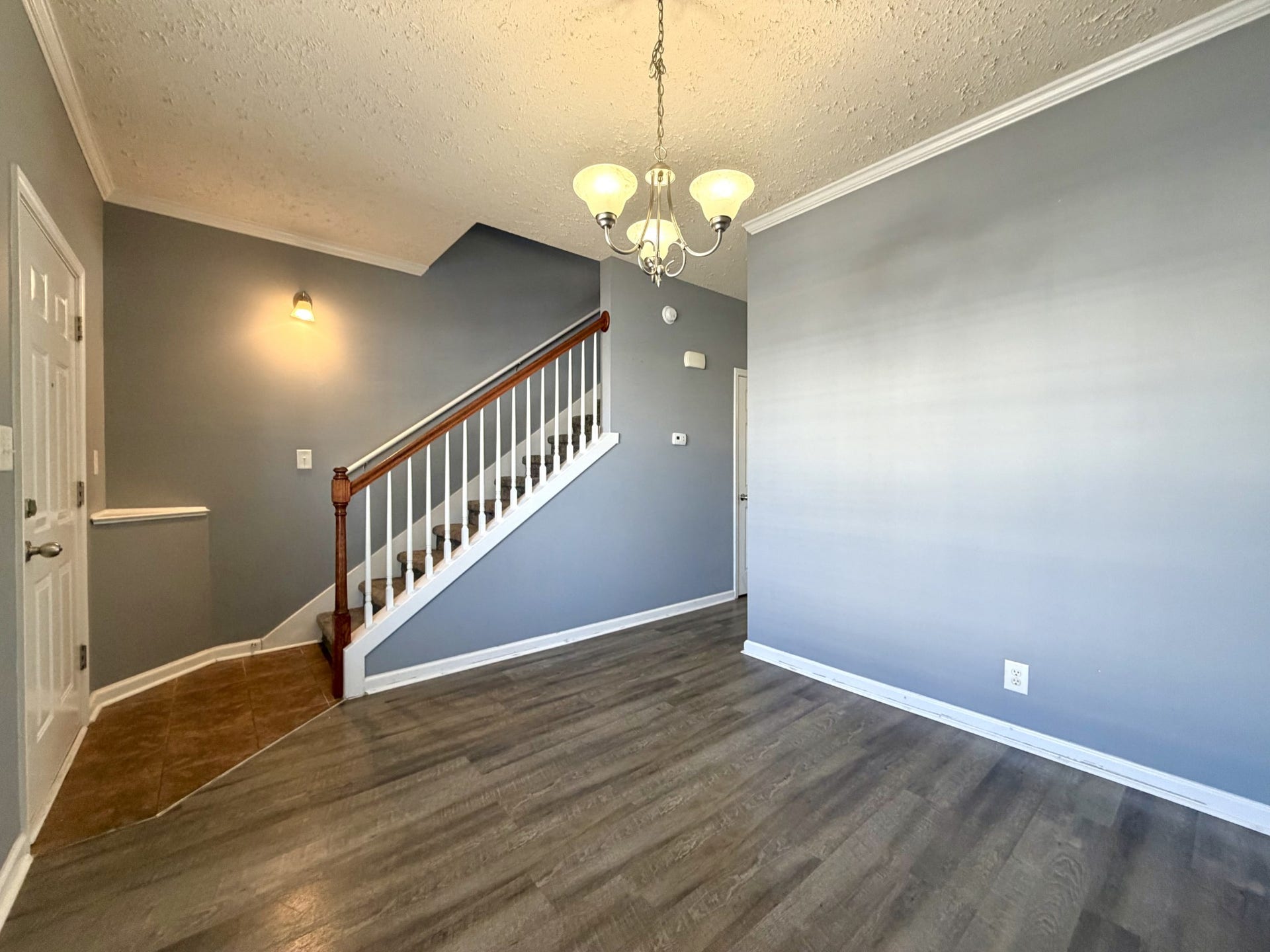 70 John Sevier Ave, Clarksville, TN 37040 70 John Sevier Ave, Clarksville, TN 37040