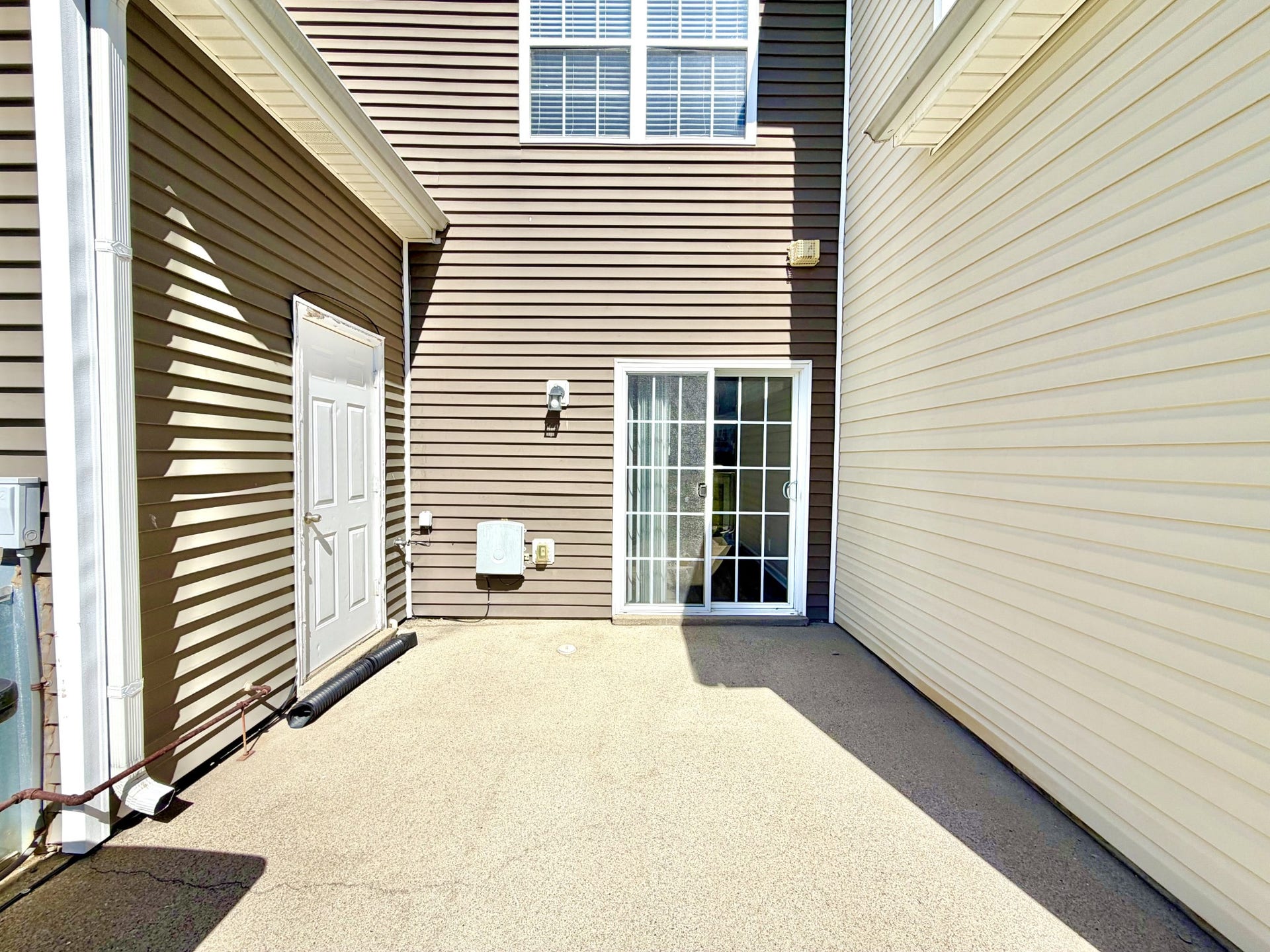 70 John Sevier Ave, Clarksville, TN 37040 70 John Sevier Ave, Clarksville, TN 37040