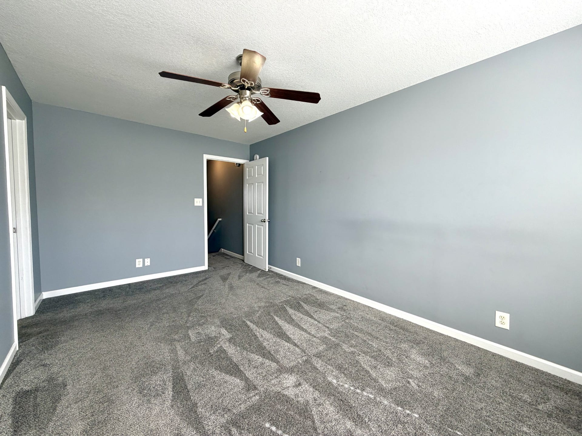 70 John Sevier Ave, Clarksville, TN 37040 70 John Sevier Ave, Clarksville, TN 37040