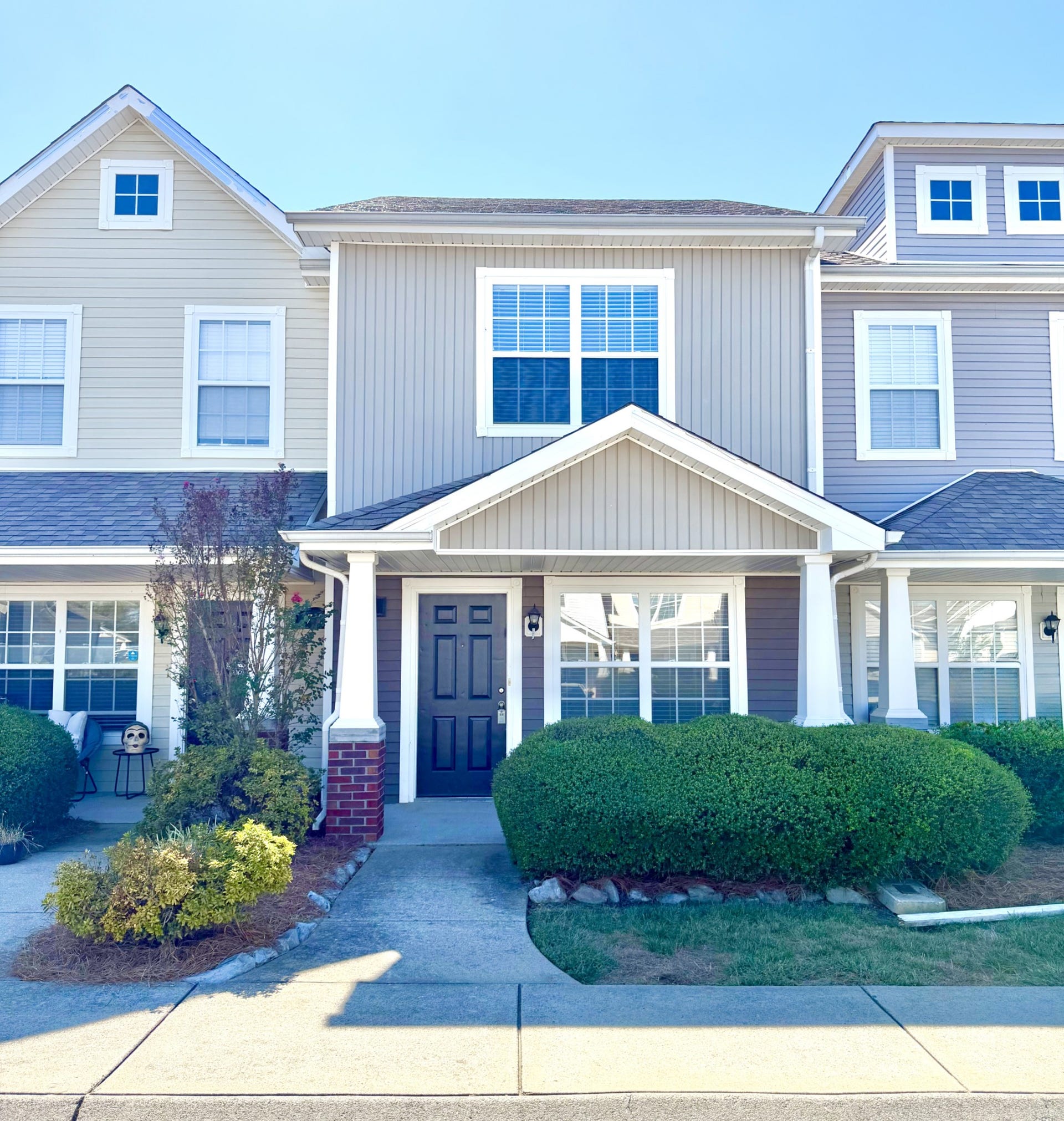 70 John Sevier Ave, Clarksville, TN 37040 70 John Sevier Ave, Clarksville, TN 37040