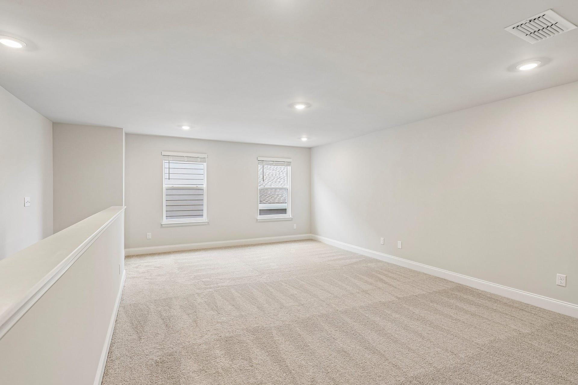 272 Limestone Way, Lebanon, TN 37087 Large loft providing flexible space for a media room, game room, or additional living area. Photos may represent sample products of homes under construction. Actual exterior and interior selections may vary.