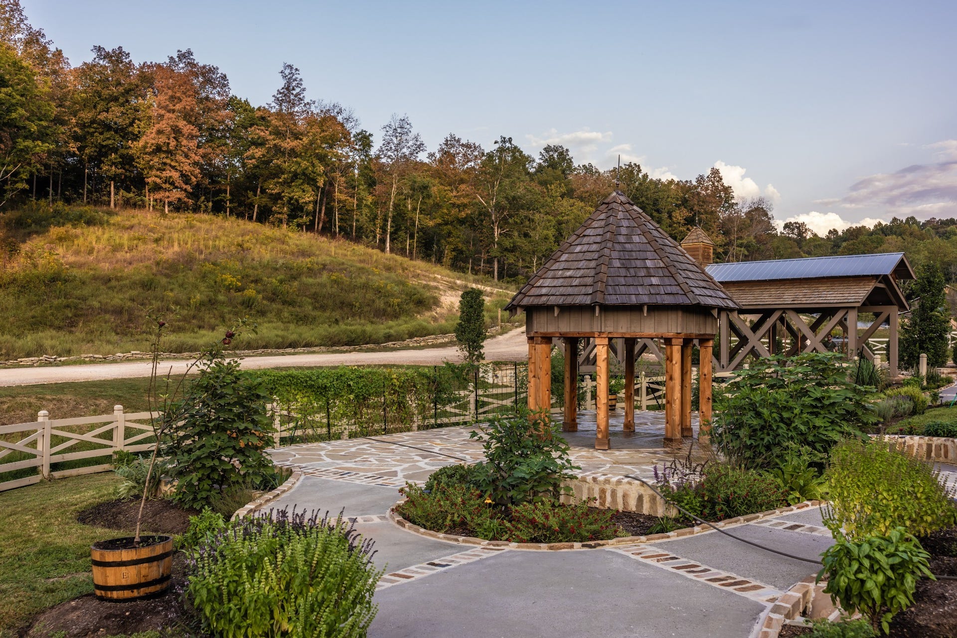 4273 Algie Sewell Rd, Columbia, TN 38401 4273 Algie Sewell Rd, Columbia, TN 38401