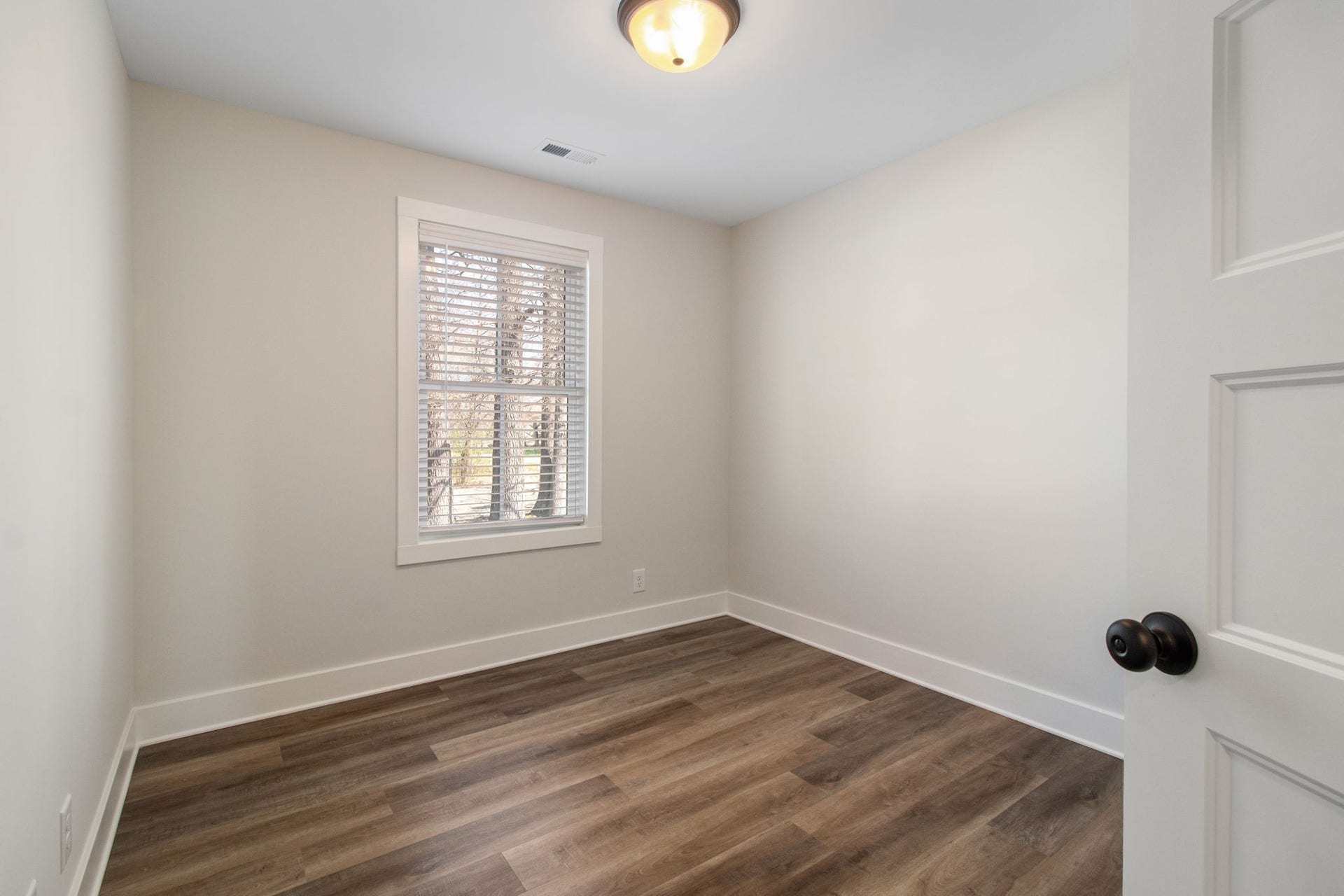 160 Excell Rd, #C, Clarksville, TN 37043 160 Excell Rd, #C, Clarksville, TN 37043