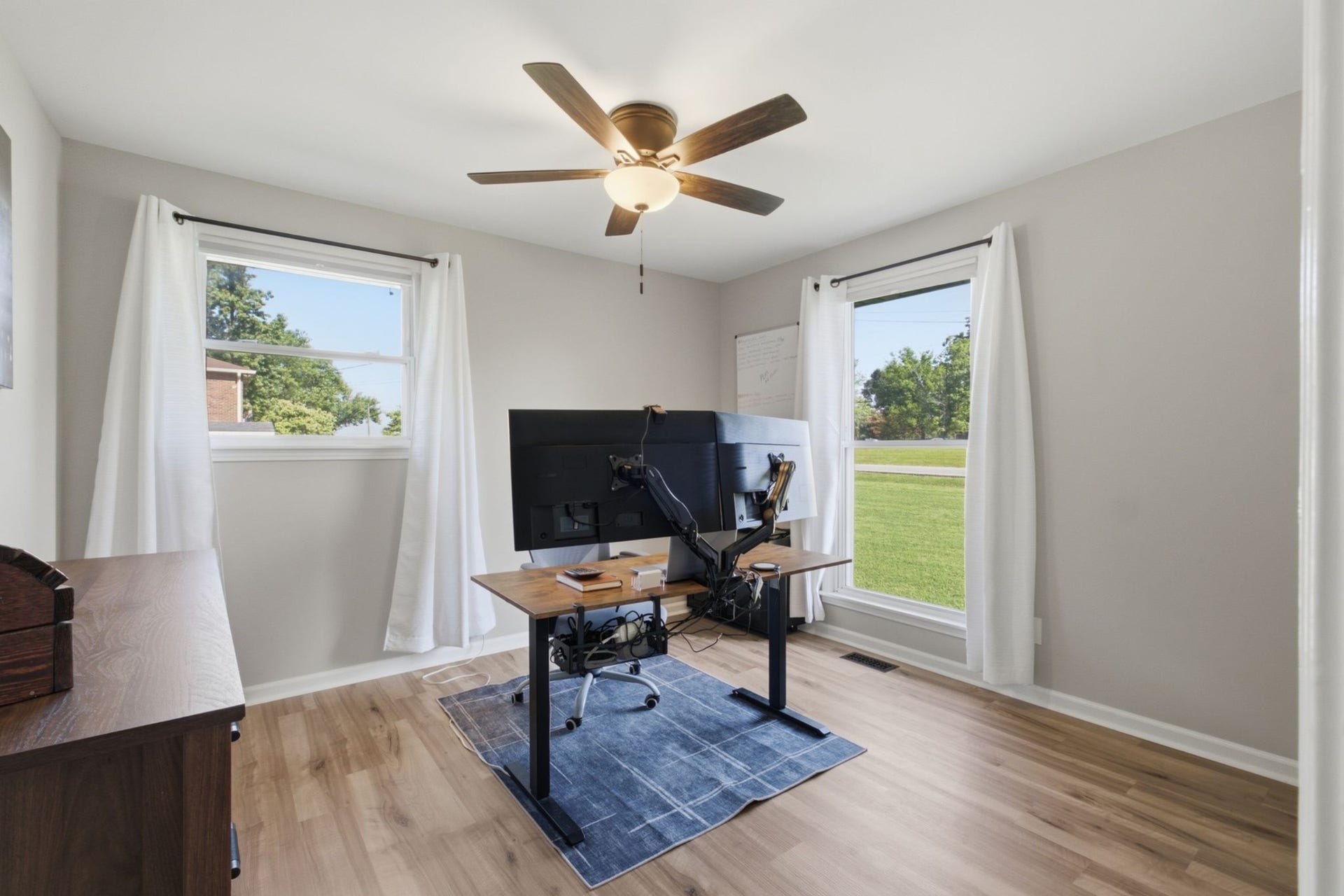79 E Hill St, Mount Juliet, TN 37122 79 E Hill St, Mount Juliet, TN 37122