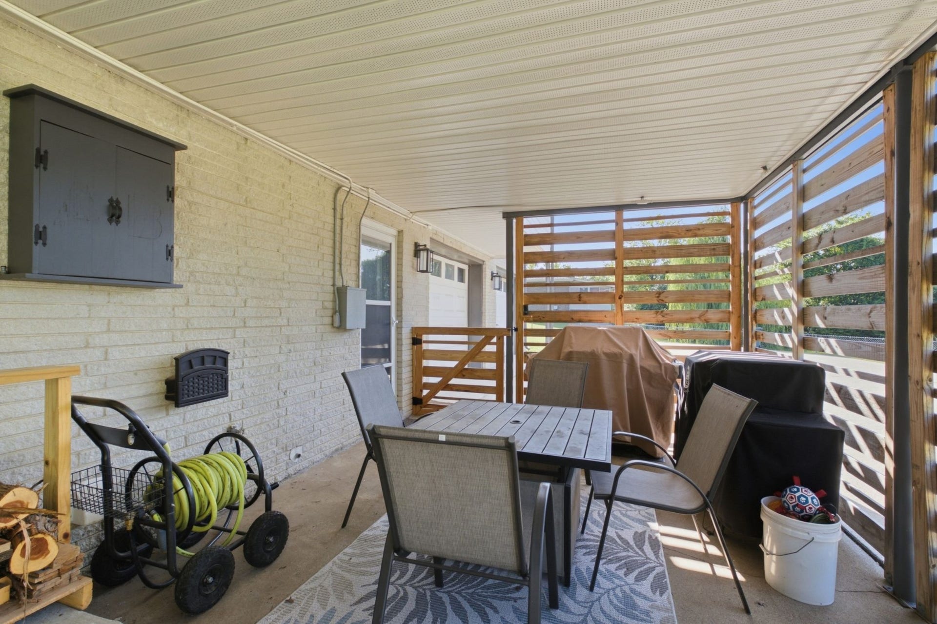 79 E Hill St, Mount Juliet, TN 37122 79 E Hill St, Mount Juliet, TN 37122