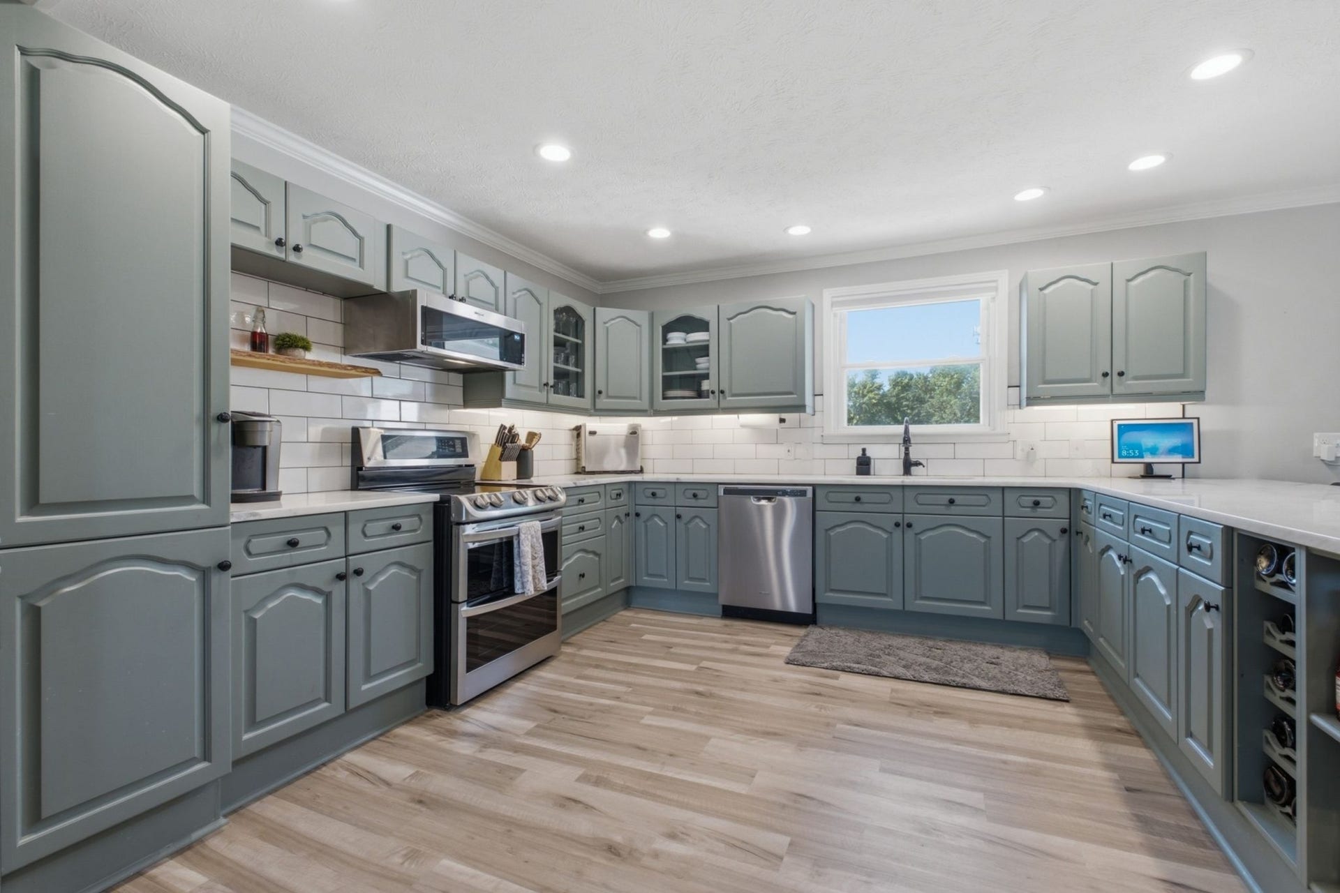 79 E Hill St, Mount Juliet, TN 37122 79 E Hill St, Mount Juliet, TN 37122