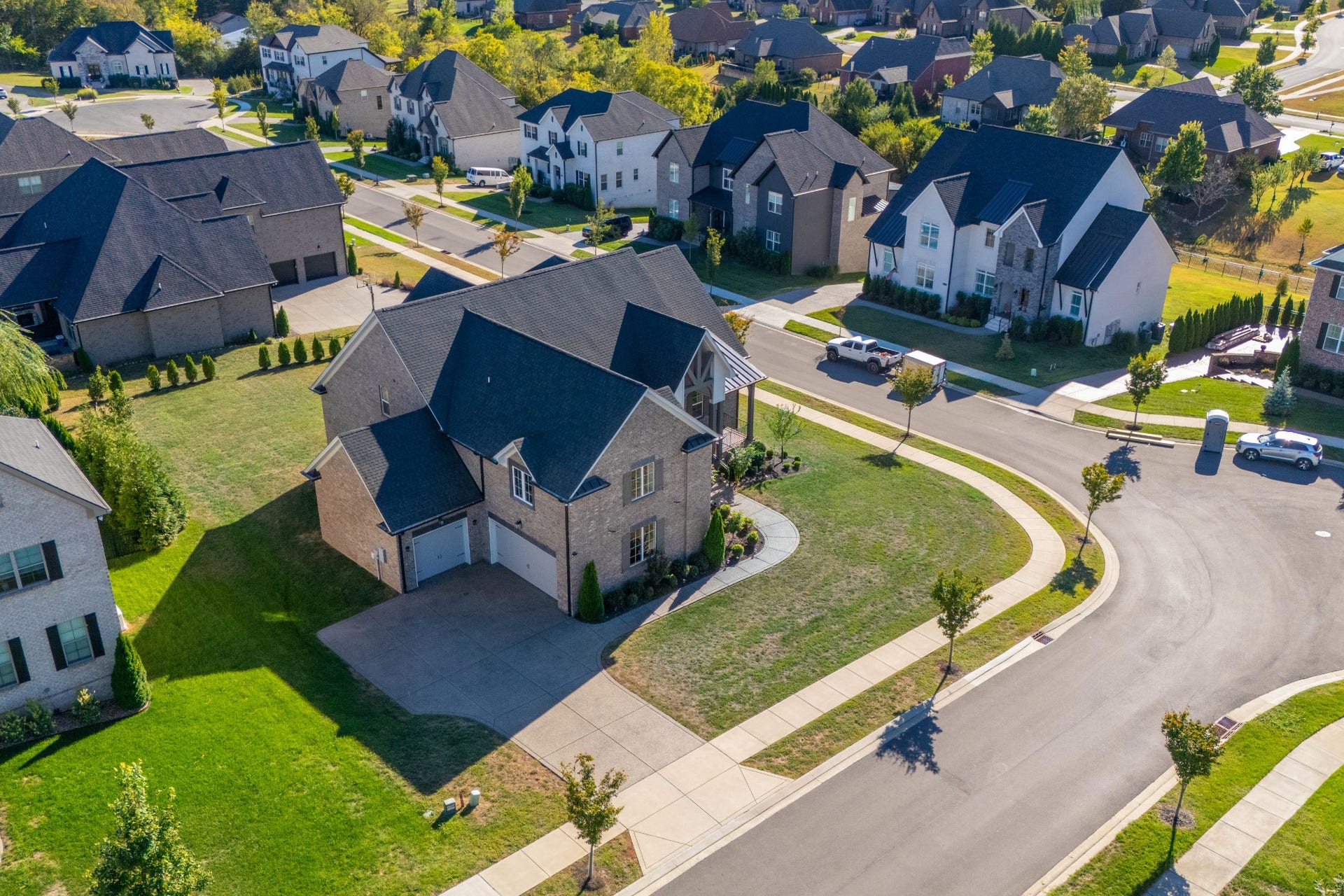 1011 Keeneland Dr, Gallatin, TN 37066 1011 Keeneland Dr, Gallatin, TN 37066