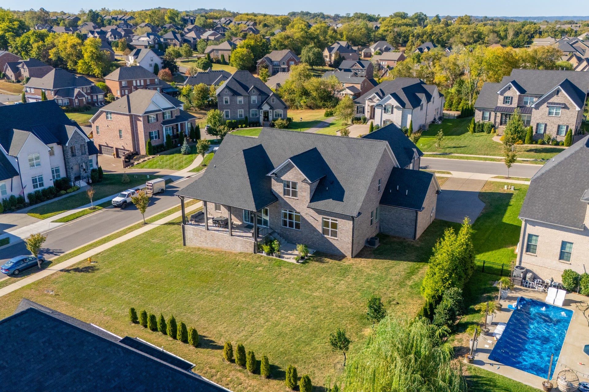 1011 Keeneland Dr, Gallatin, TN 37066 1011 Keeneland Dr, Gallatin, TN 37066