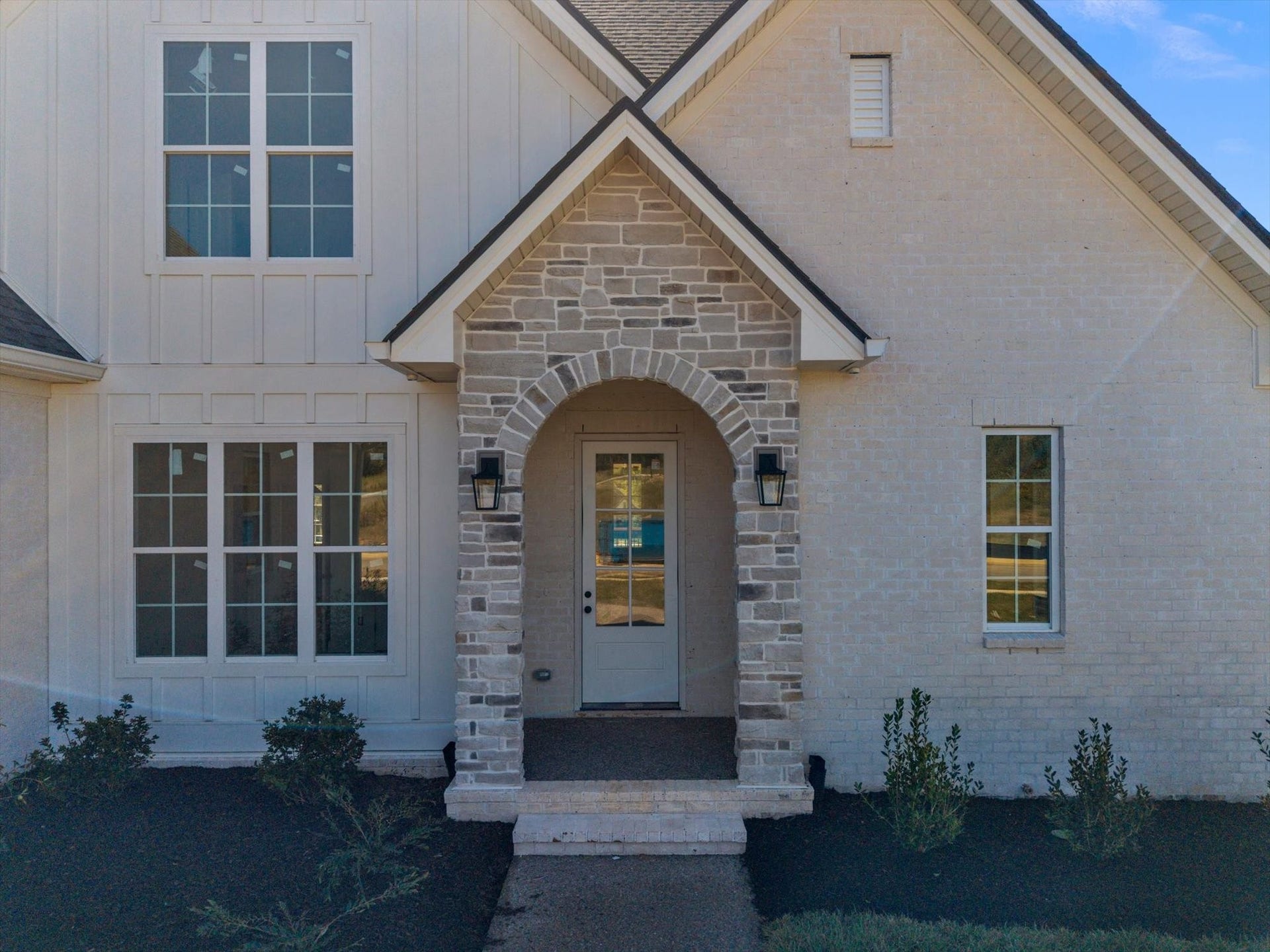 816 Brookdale Ct, Lebanon, TN 37087