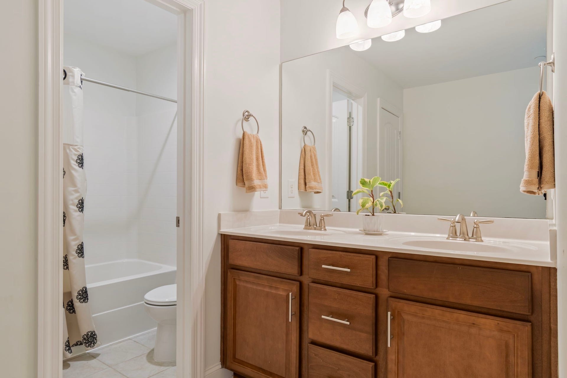 2301 Arbor Pointe Way, Hermitage, TN 37076 2301 Arbor Pointe Way, Hermitage, TN 37076