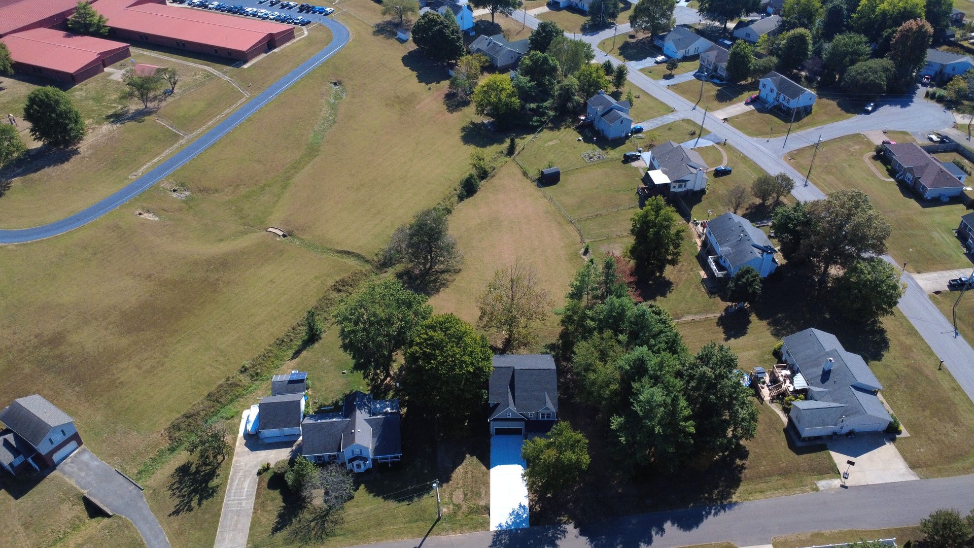 402 Forrest Dr, Columbia, TN 38401 402 Forrest Dr, Columbia, TN 38401
