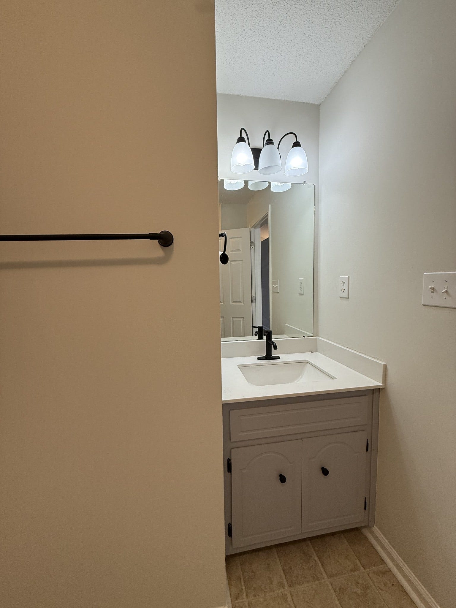 1288 Cheryl Ct, Clarksville, TN 37042 1288 Cheryl Ct, Clarksville, TN 37042