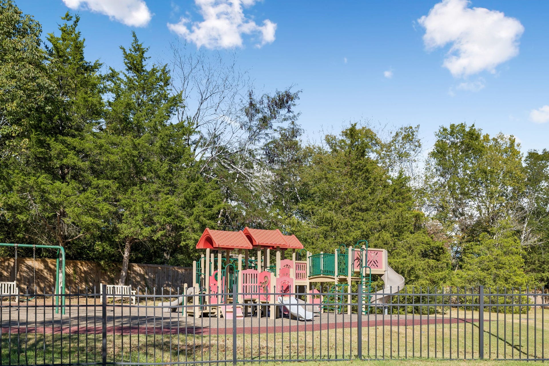 7460 Riverland Dr, Nashville, TN 37221 Expansive playground area