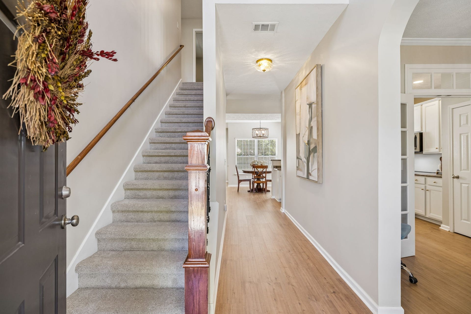 7460 Riverland Dr, Nashville, TN 37221 brand new carpet and laminate flooring