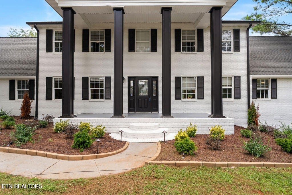 12801 Peach View Drive, Knoxville, TN 37922 12801 Peach View Drive, Knoxville, TN 37922