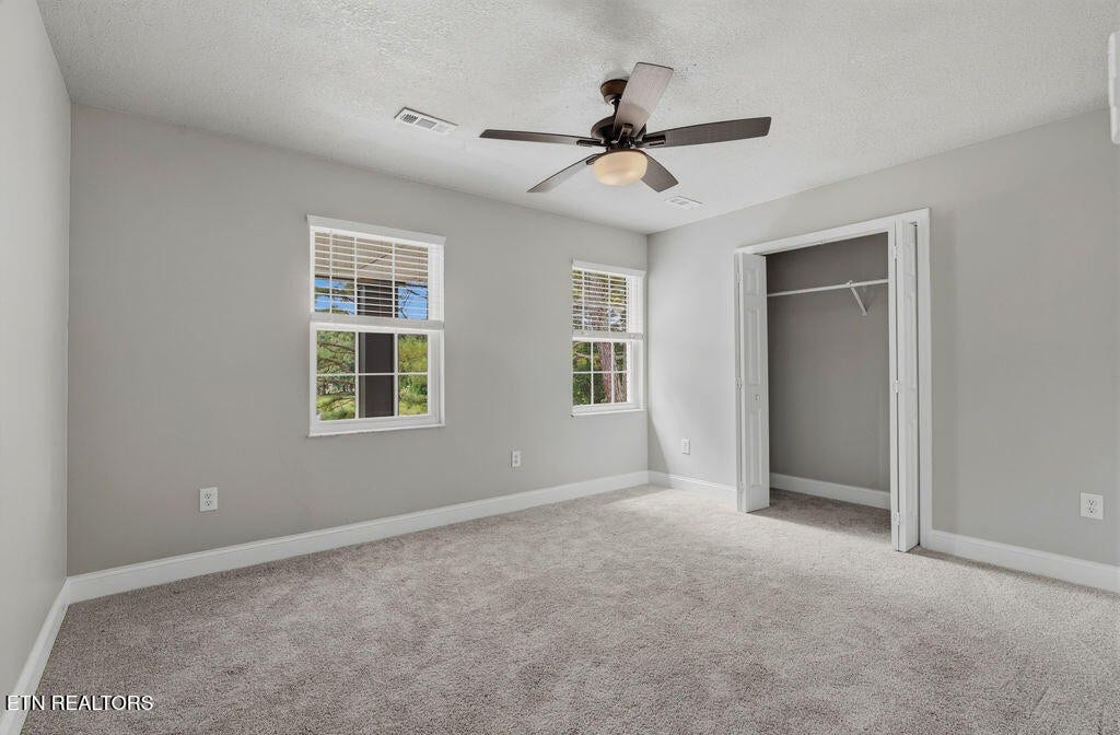 12801 Peach View Drive, Knoxville, TN 37922 12801 Peach View Drive, Knoxville, TN 37922