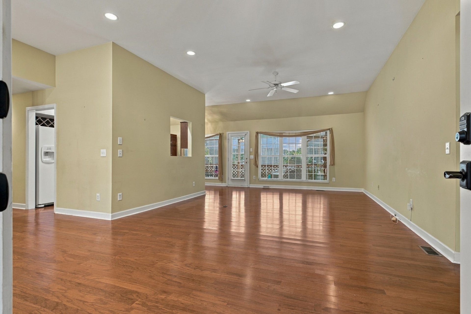 4952 Tulip Grove Ln, Hermitage, TN 37076 4952 Tulip Grove Ln, Hermitage, TN 37076
