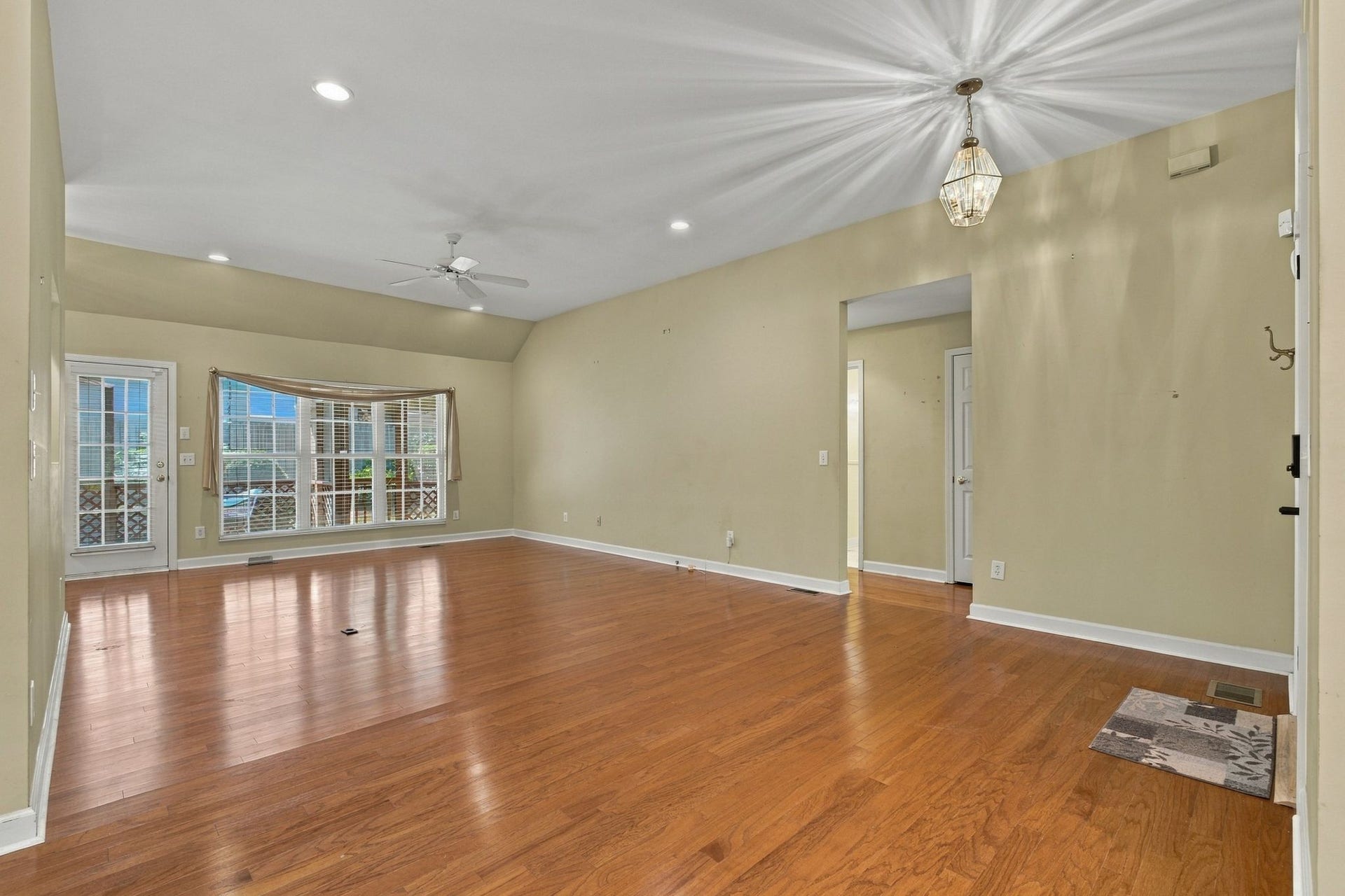 4952 Tulip Grove Ln, Hermitage, TN 37076 4952 Tulip Grove Ln, Hermitage, TN 37076