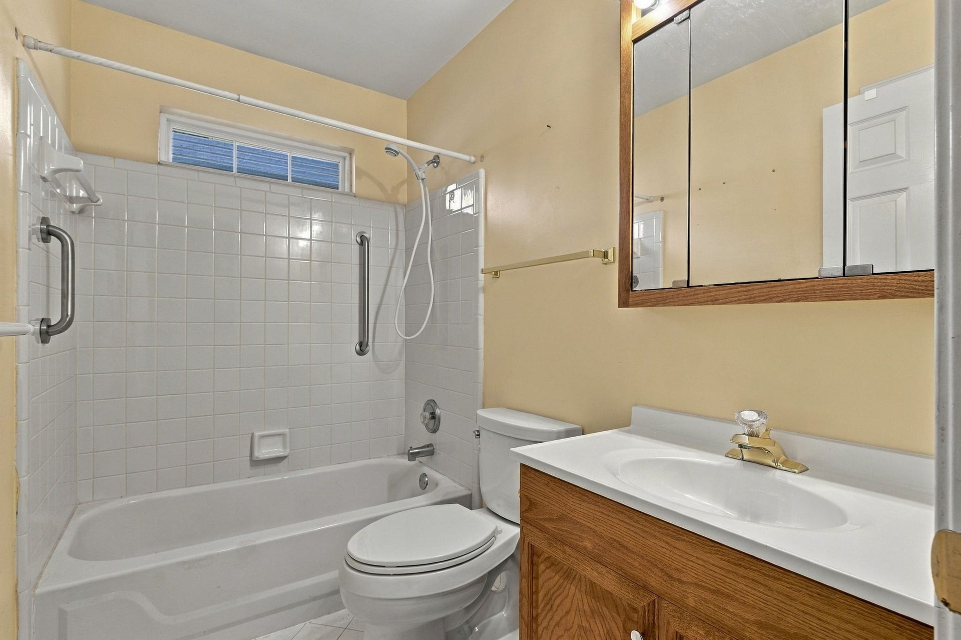 4952 Tulip Grove Ln, Hermitage, TN 37076 4952 Tulip Grove Ln, Hermitage, TN 37076