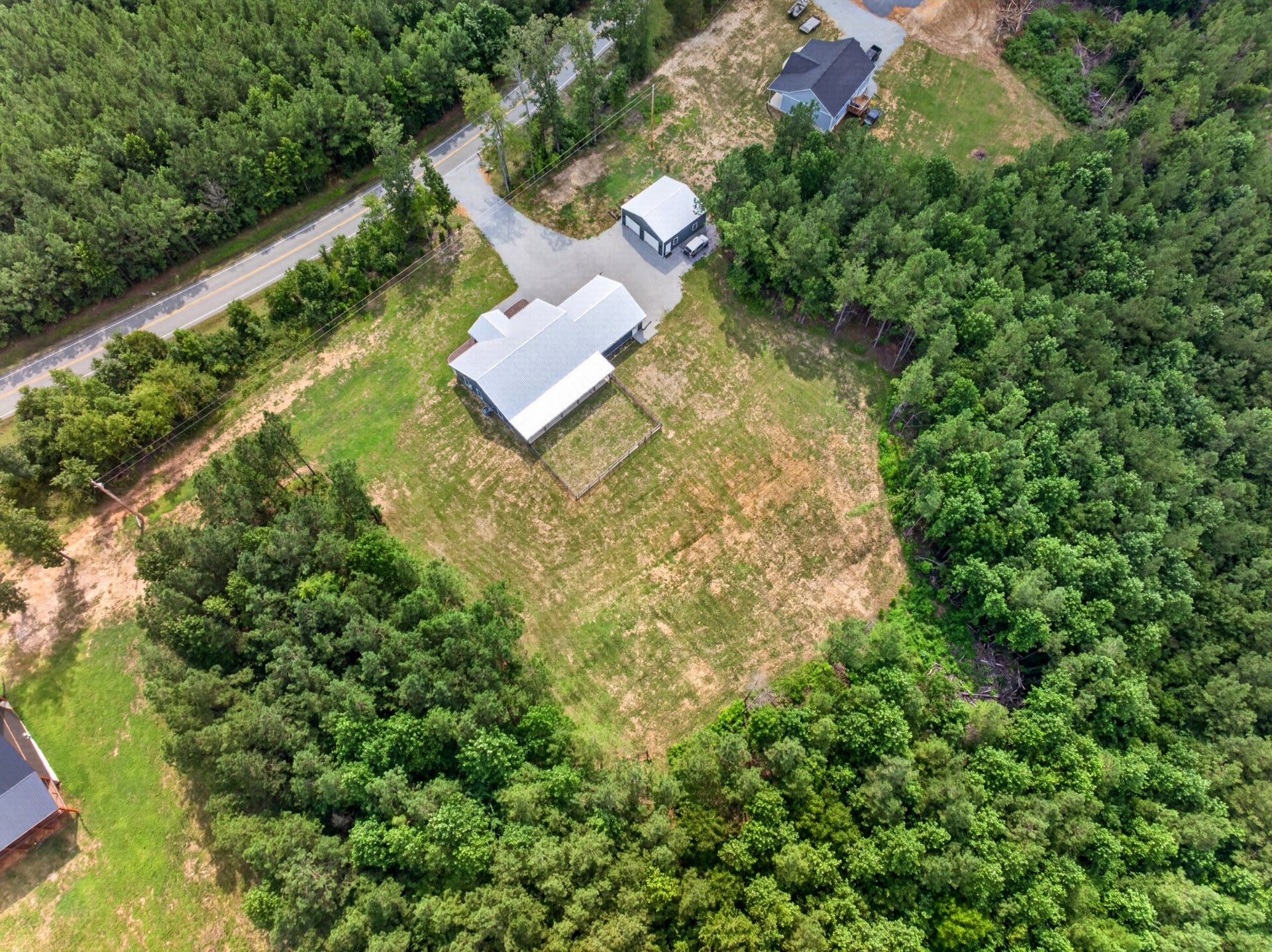 3931 Hwy 231, Erin, TN 37061 3931 Hwy 231, Erin, TN 37061