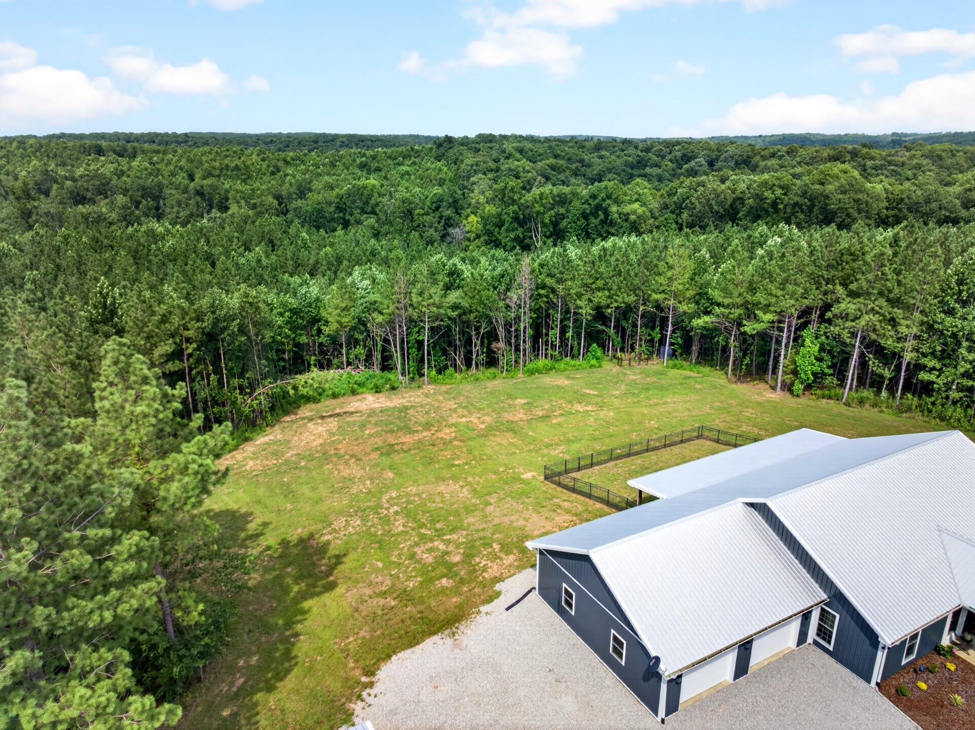 3931 Hwy 231, Erin, TN 37061 3931 Hwy 231, Erin, TN 37061