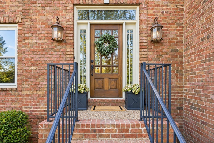 Property photo for 100 Saddlebridge Ln, Franklin, TN