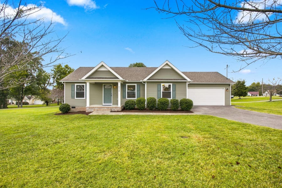 Property photo for 638 Austyn Ter, Columbia, TN