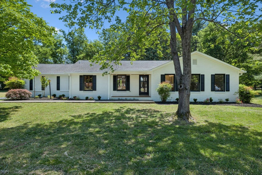 Property photo for 2250 Wiltshire Dr, Murfreesboro, TN