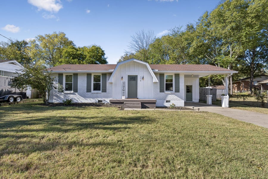 Property photo for 114 Brookside Dr, Hendersonville, TN