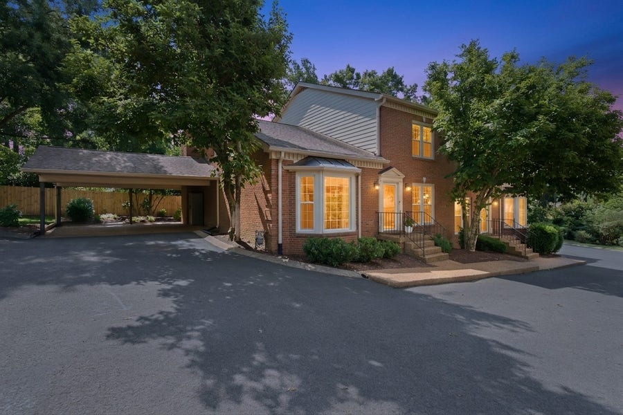 Property photo for 8 Sharonwood Dr, Nashville, TN