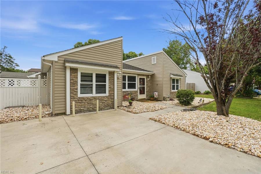 Property photo for 1359 Cypress Place, Chesapeake, VA