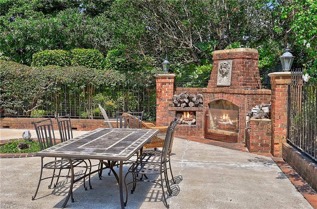 1413 FIVE HILL Trail, Virginia Beach, VA 23452 1413 FIVE HILL Trail, Virginia Beach, VA 23452