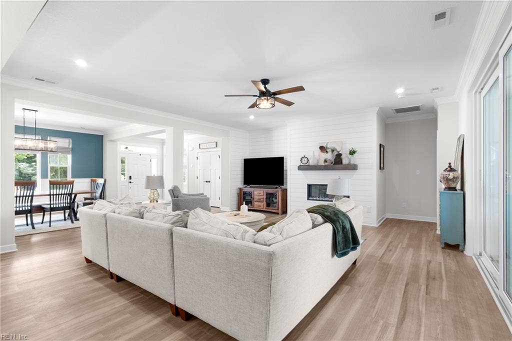 3032 Kingsfield Drive, Virginia Beach, VA 23456