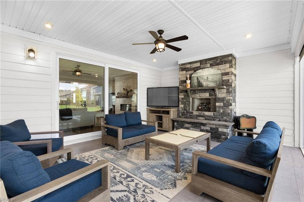 3032 Kingsfield Drive, Virginia Beach, VA 23456