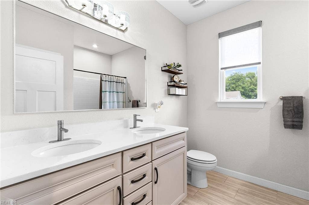 3032 Kingsfield Drive, Virginia Beach, VA 23456