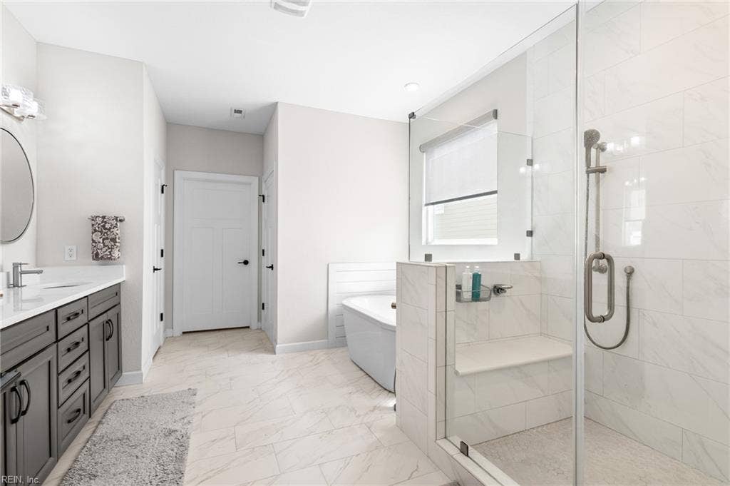 3032 Kingsfield Drive, Virginia Beach, VA 23456