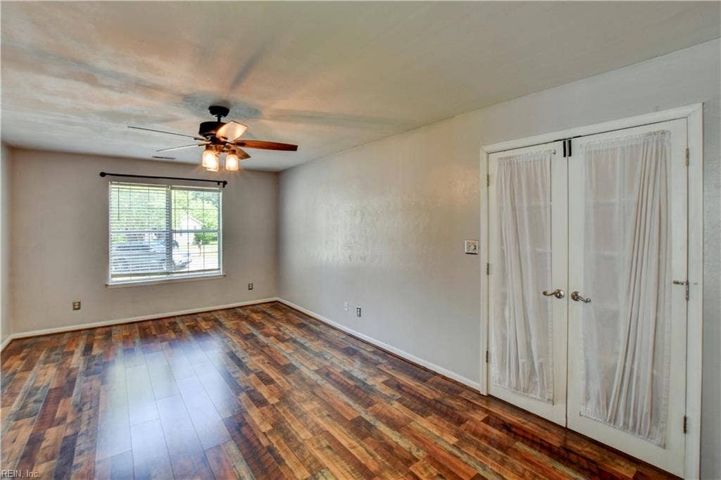 117 Poplar Grove Crescent, Suffolk, VA 23434 117 Poplar Grove Crescent, Suffolk, VA 23434