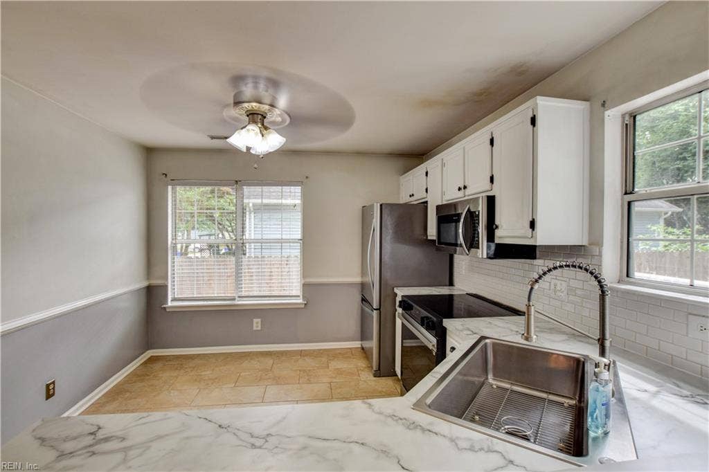117 Poplar Grove Crescent, Suffolk, VA 23434 117 Poplar Grove Crescent, Suffolk, VA 23434