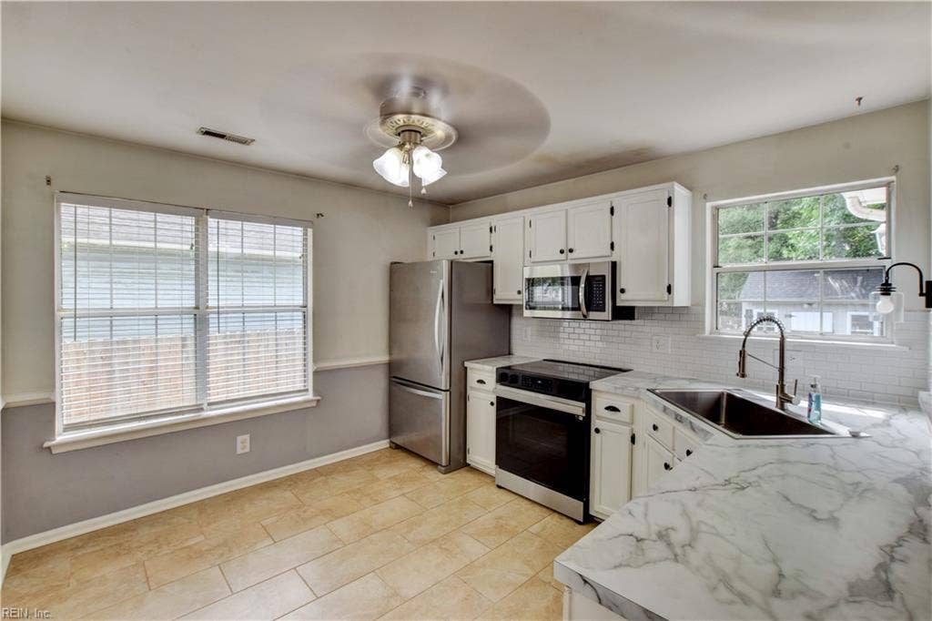 117 Poplar Grove Crescent, Suffolk, VA 23434 117 Poplar Grove Crescent, Suffolk, VA 23434