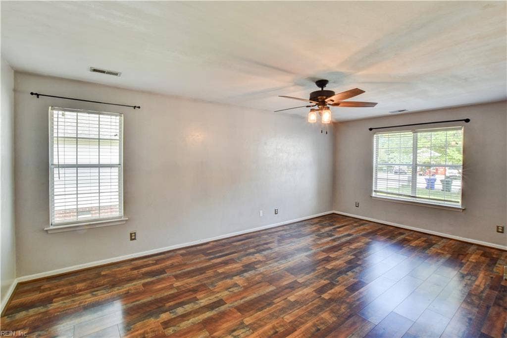117 Poplar Grove Crescent, Suffolk, VA 23434 117 Poplar Grove Crescent, Suffolk, VA 23434