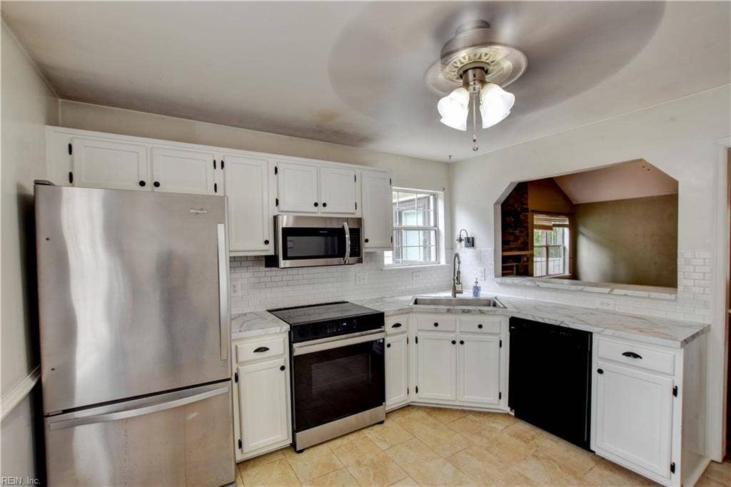 117 Poplar Grove Crescent, Suffolk, VA 23434 117 Poplar Grove Crescent, Suffolk, VA 23434
