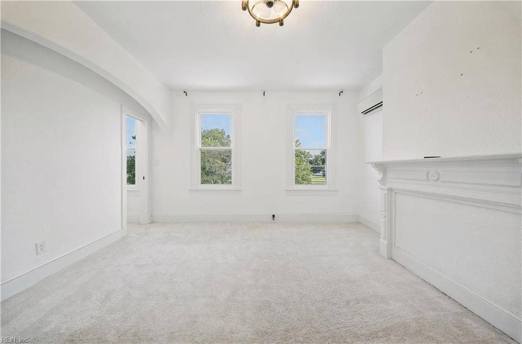 311 W 32nd Street, Norfolk, VA 23508 311 W 32nd Street, Norfolk, VA 23508