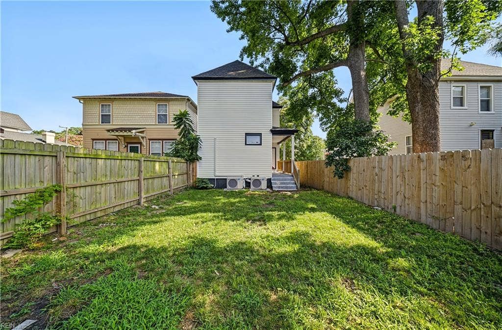 311 W 32nd Street, Norfolk, VA 23508 311 W 32nd Street, Norfolk, VA 23508