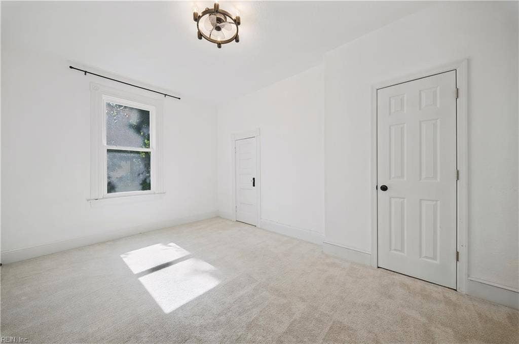 311 W 32nd Street, Norfolk, VA 23508 311 W 32nd Street, Norfolk, VA 23508