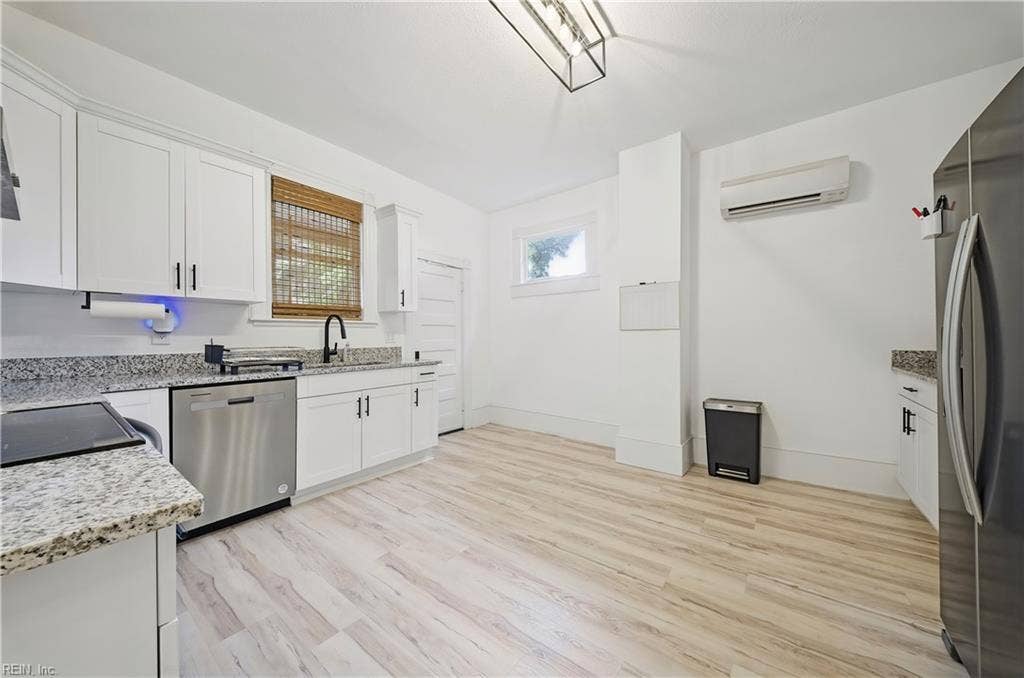 311 W 32nd Street, Norfolk, VA 23508 311 W 32nd Street, Norfolk, VA 23508