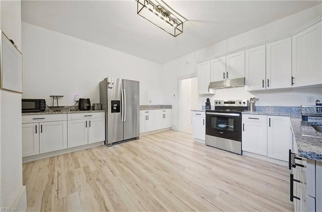 311 W 32nd Street, Norfolk, VA 23508 311 W 32nd Street, Norfolk, VA 23508