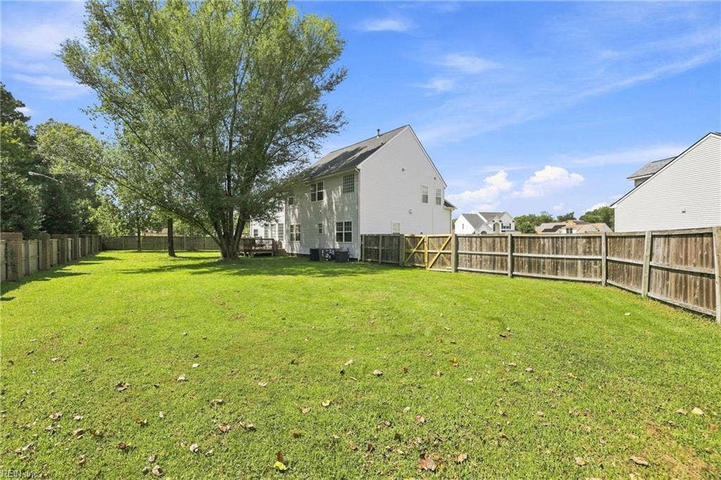 207 Catalpa Court, Suffolk, VA 23435 Fully privacy fenced backyard